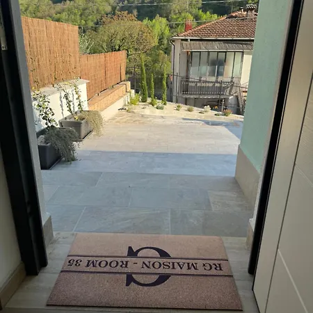 Couette-café Rg Maison - 35 4*