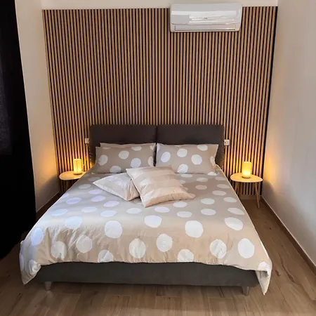 Rg Maison - 35 Bed & Breakfast 4*