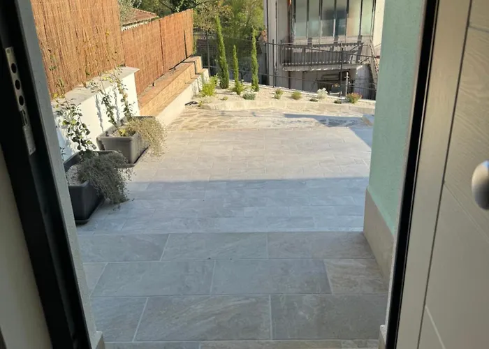 לינה וארוחת בוקר Rg Maison - 35 4*