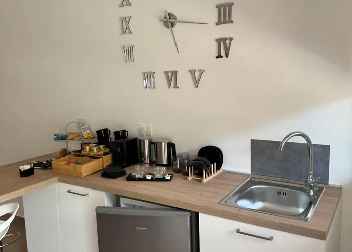 לינה וארוחת בוקר Rg Maison - 35 4*